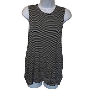 Honey Punch Black White Stripe Sleeveless Top Shirt Medium‎ Flowy Exaggerated
